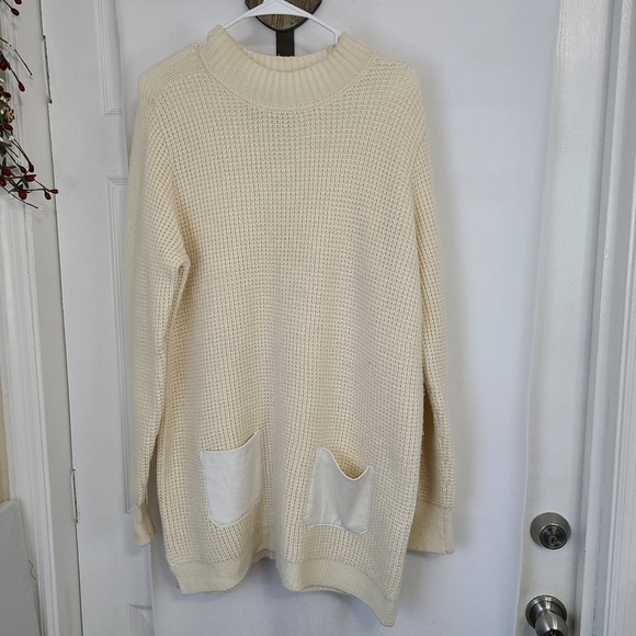 Banana Republic Woman's Oversize Pullover Crewneck Sweater, Size: XL  Cream - Picture 1 of 16